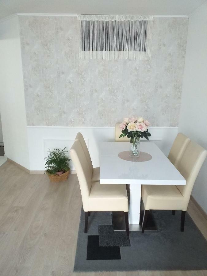 Apartman Jurilj 마카르스카 외부 사진