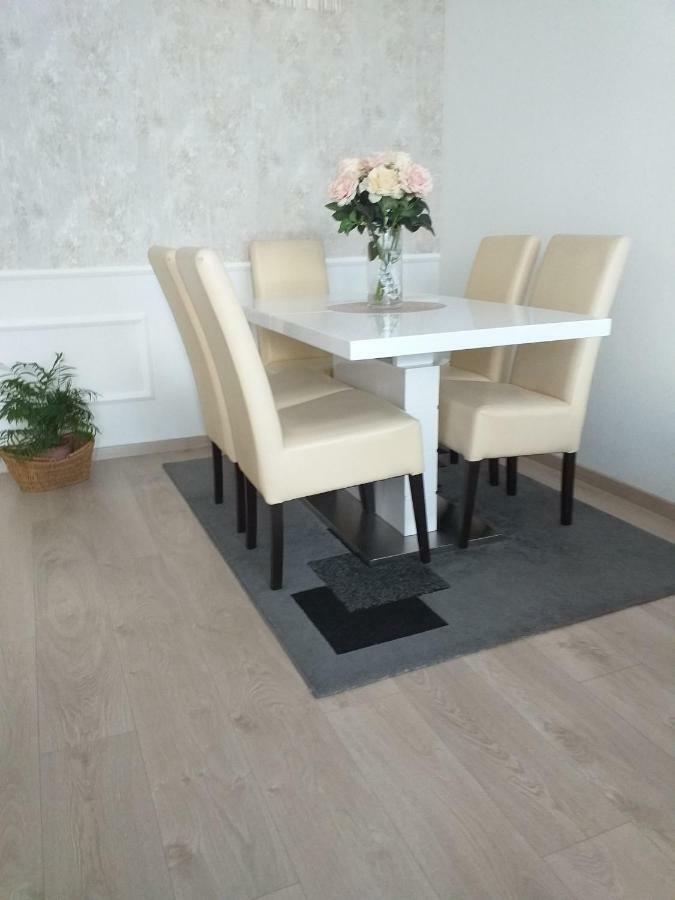 Apartman Jurilj 마카르스카 외부 사진