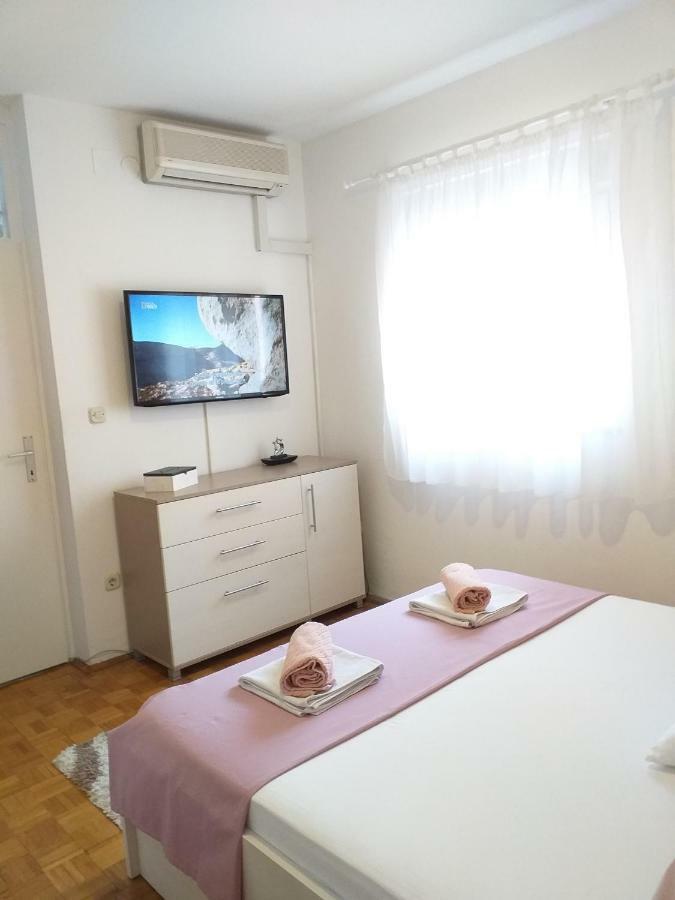 Apartman Jurilj 마카르스카 외부 사진