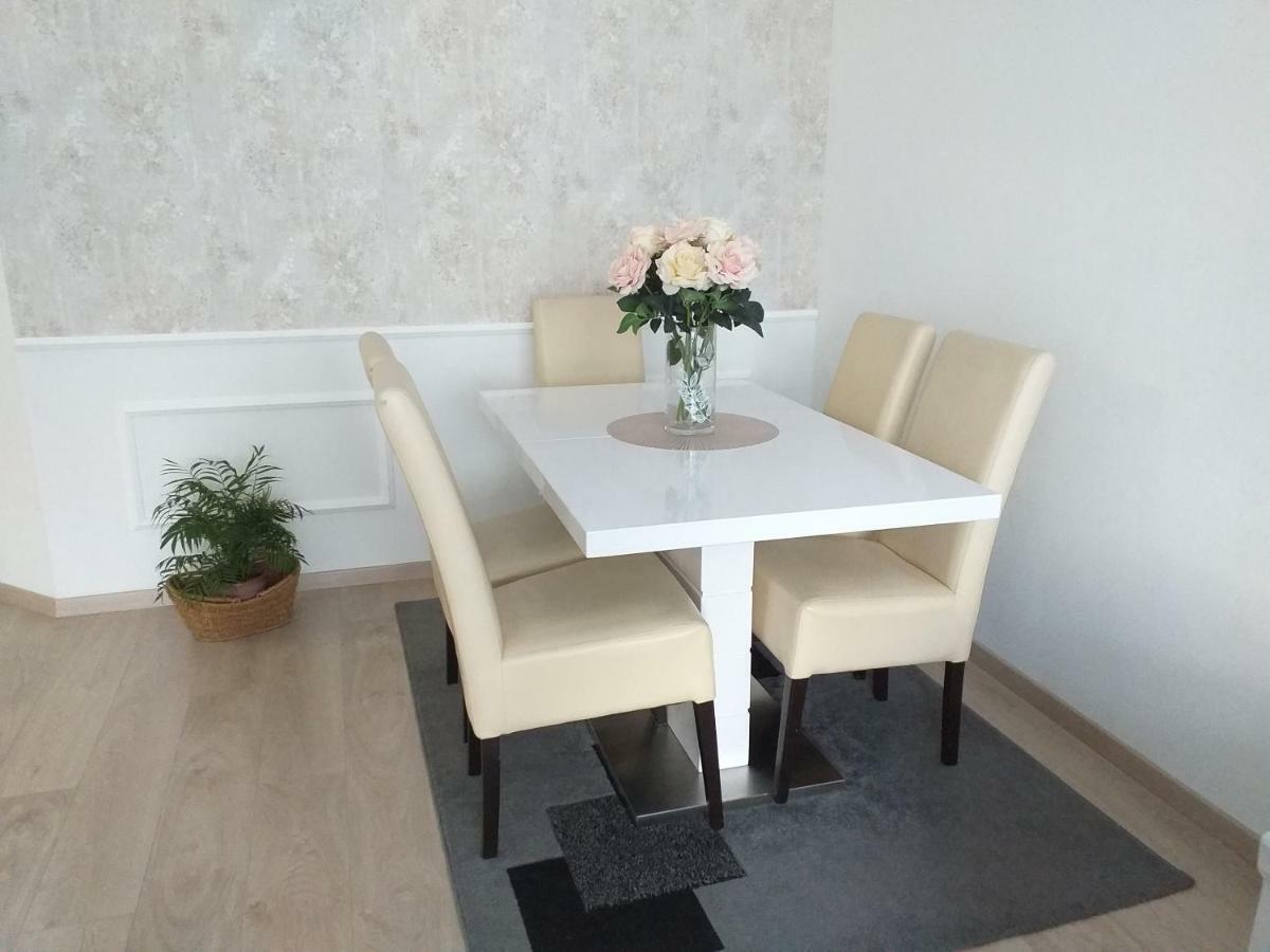 Apartman Jurilj 마카르스카 외부 사진
