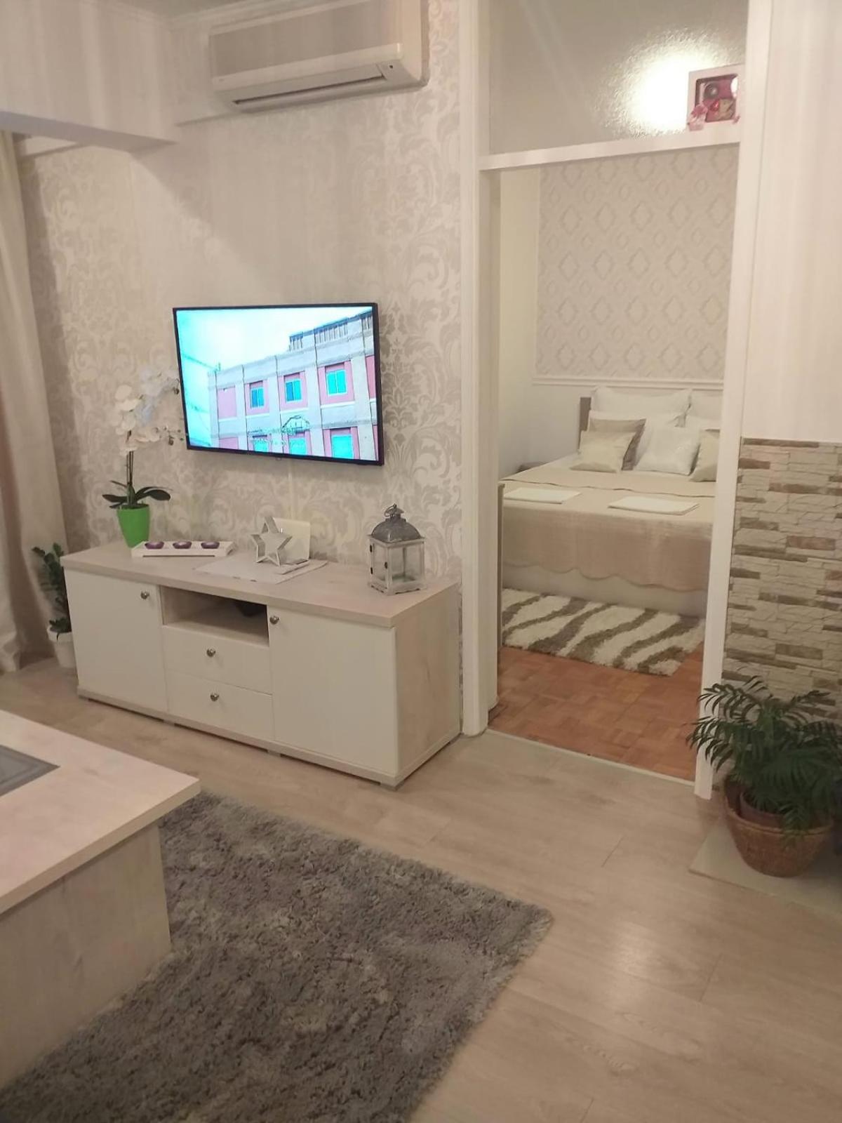Apartman Jurilj 마카르스카 외부 사진