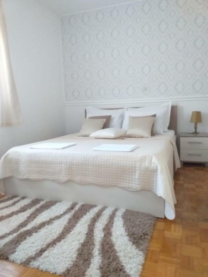 Apartman Jurilj 마카르스카 외부 사진